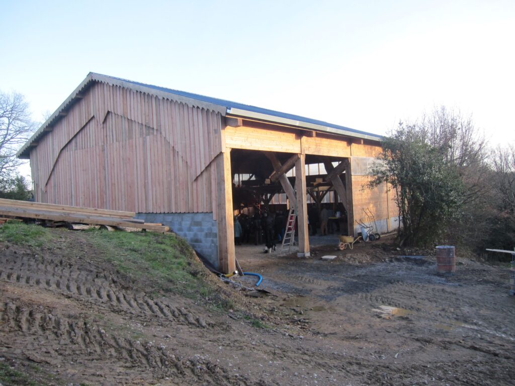 Hangar en bois massif Tarn