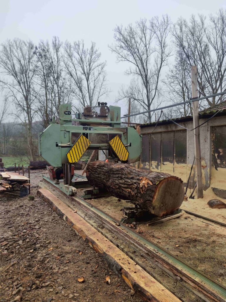 Charpente en bois massif